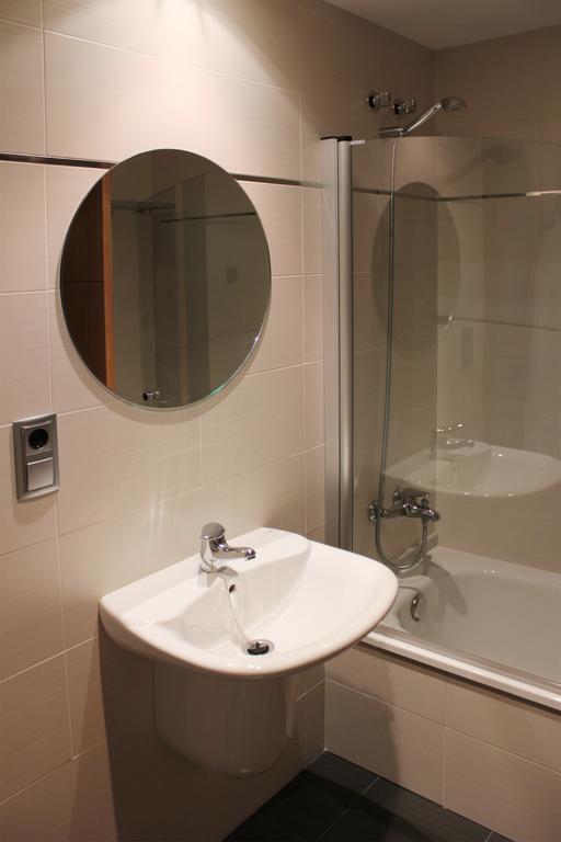 Hotel Baltico Luarca Oda fotoğraf